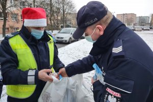 policjanci i św. Mikołaj